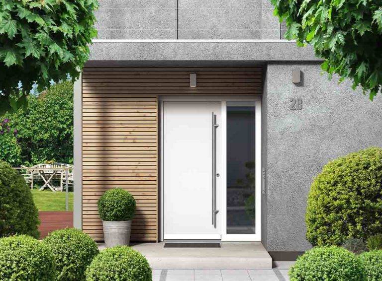 Modern Bungalow Facade With Entrance Front Door 768x566 