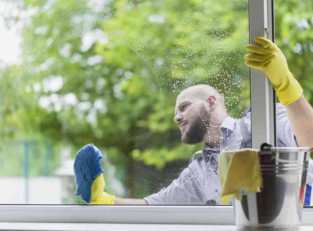 10 Reasons You Should Hire A Window Washing Service Company